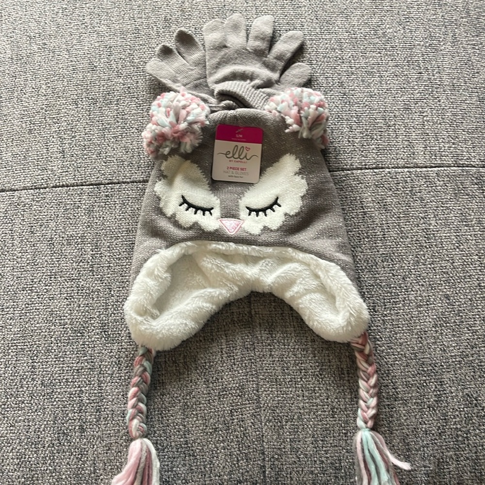 Hat and gloves 2 piece set
